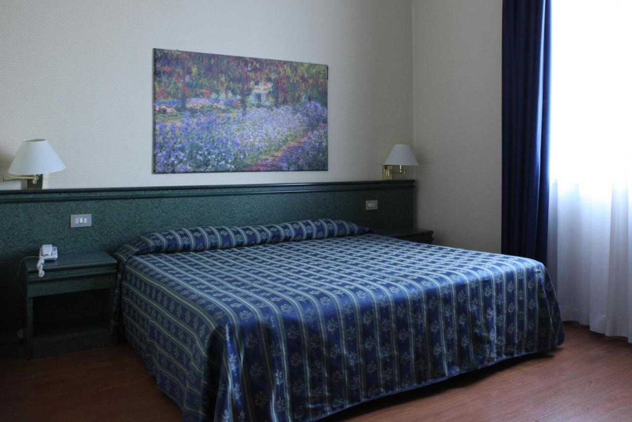 Hotel Centrale Bologna Cameră foto